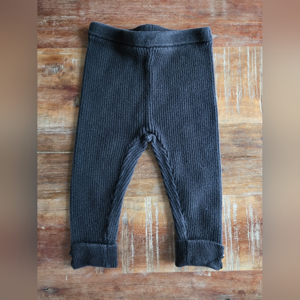 Baby GAP Black Ribbed Leggings with Button Cuff Detail